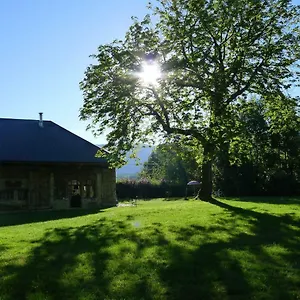Le Pre Aux Clercs Gasthof